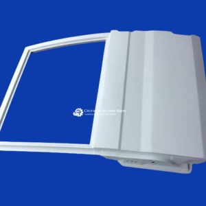 Toyota Landcruiser 78 series  Troop Carrier Troopy Right hand RH barn door (large door) white complete (2nd hand)