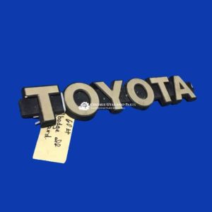 Toyota Landcruiser HJ60 / FJ60 "TOYOTA" BADGE off grill