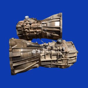 Toyota Landcruiser gearbox gear box  VDJ76, VDJ78, VDJ79, H152 (OUTRIGHT)