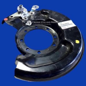 Toyota Landcruiser left hand front backing plate HZJ75  2nd hand  47704-60070