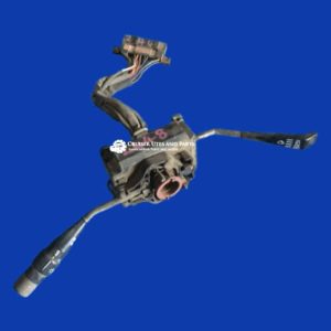 Toyota Landcruiser 75, 78, 79 series indicator, wiper & headlight combination   84310-60550