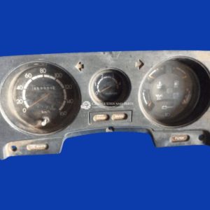 Toyota Landcruiser    HJ60  instrument cluster DIESEL 2H      12V     8055