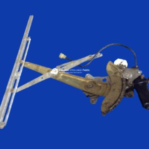 Toyota Landcruiser LHF electric window regulator non quarter glass type 85720-60030 Denso 12V  used