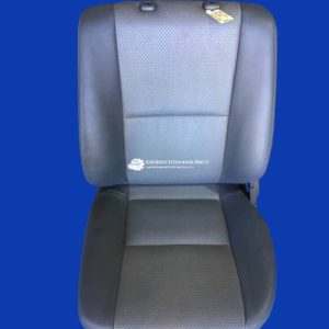 Toyota Landcruiser drivers right hand seat GREY vinyl VDJ79 HZJ79 (Workmate) RH, Gracemere freight