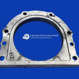 Toyota Landcruiser rear main seal holder / housing 2H Diesel HJ75 HJ60 LATE TYPE