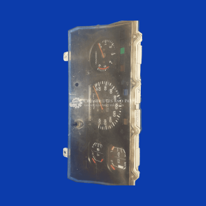 Toyota Landcruiser HZJ75 instrument cluster DIESEL 1HZ 378 331km 83100-60472 12V 2nd hand