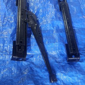 Toyota Landcruiser drivers RH seat Rails rail  45 47 FJ40 BJ42